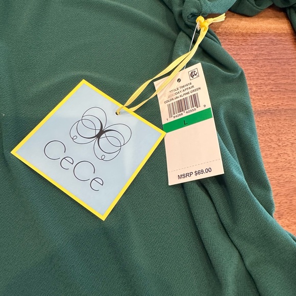 Elegant Green  3/4 Sleeve Women's Top with Ruffle Hem - Picture 5 of 9